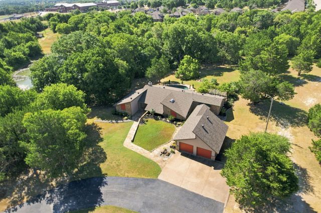 3840 Mockingbird Ln — A W Tucker