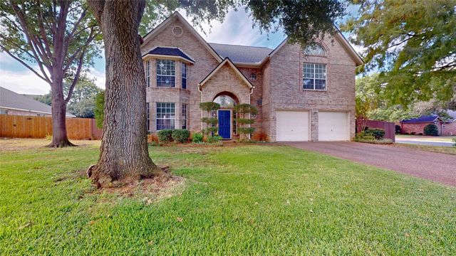 817 Crystal Ln — Heatherwood Estates