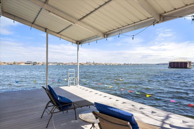 623 S Harbor Ct — South Harbor