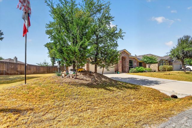 2807 River Ridge Ct — Canyon Creek III