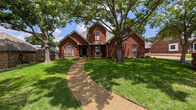 7525 Brentwood Ct — Briarwood Estates