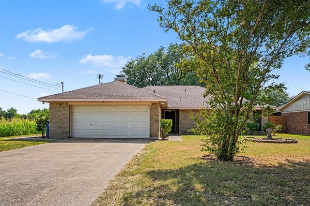 407 Lumpkin Dr — Crestview #3