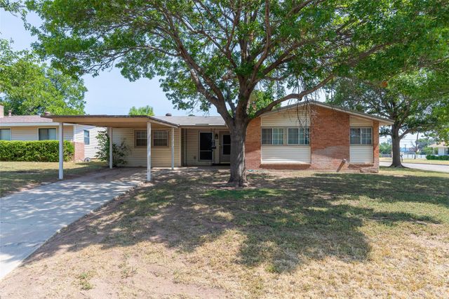2502 Bennett Dr — Hamilton Heights