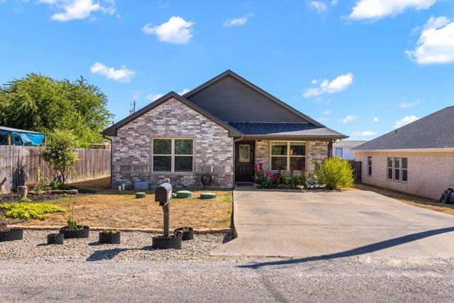 2605 Dove Trl — Comanche Cove