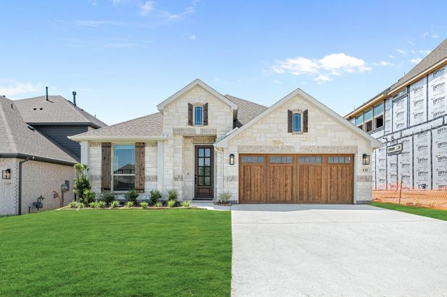 131 Kingfisher Ln — The Lakes at Parks of Aledo