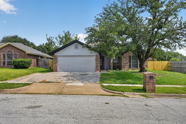 6057 Hillglen Dr — Hilltop Add
