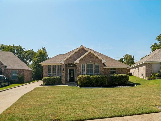 952 Chad Way — North Towne Add