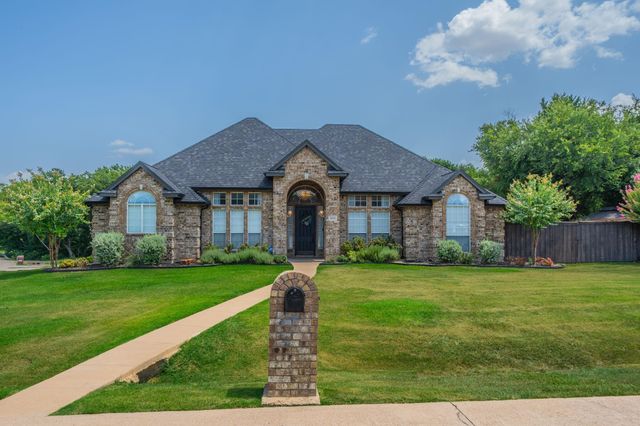 1658 Pepper Tree Ln — Creek Bend Ests-Rev