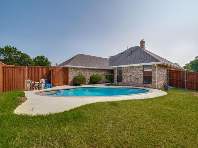 629 Bent Creek Dr — Silver Creek Crossing 01 Rep