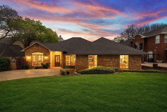 99 Sugar Creek Pl — Sugar Creek