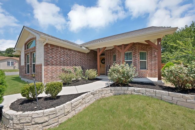 1216 N Elm St — Carters