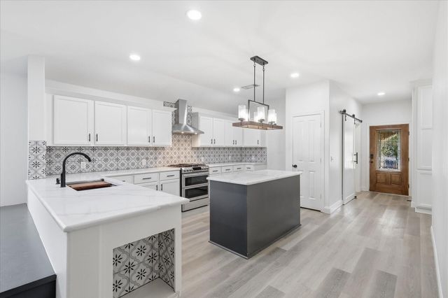 5608 Millers Creek Dr — COUNTRY LAKES NORTH