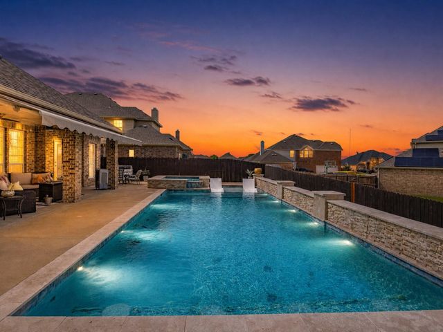 906 Hidden Lakes Dr — Hidden Lakes Parkerville Holdings