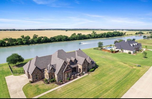 623 Calm Water Cv — Princeton Lakes