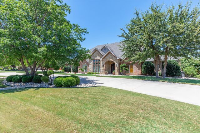 4334 La Hacienda Dr — Vaquero Sub