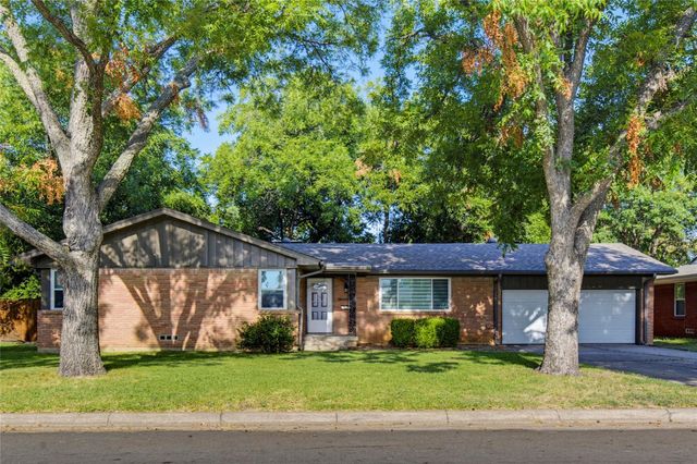 4205 Keeter Dr — Richland Heights Add