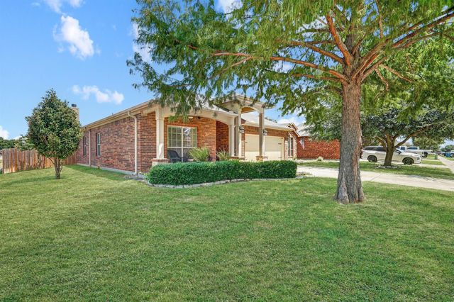 2201 Kaitlyn Dr — Westover Village Estates Ph