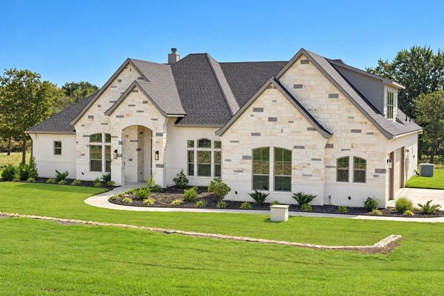 1009 Old Oaks Ct — Old Oaks