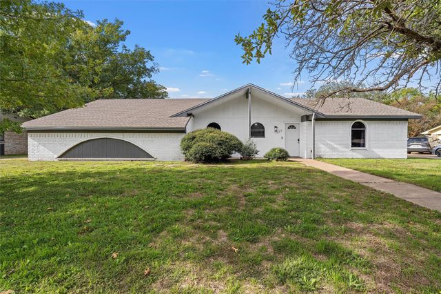 129 Texas Ave — PARKER HTS
