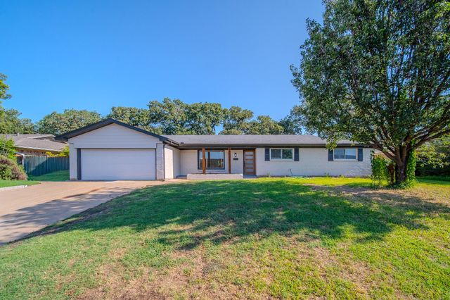 532 Plainview Dr — Shady Oaks Add