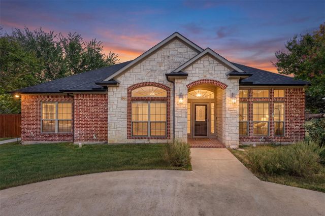 1010 Williams St — Casa Linda #14