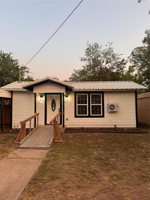 1165 S 15th St — Ledbetter