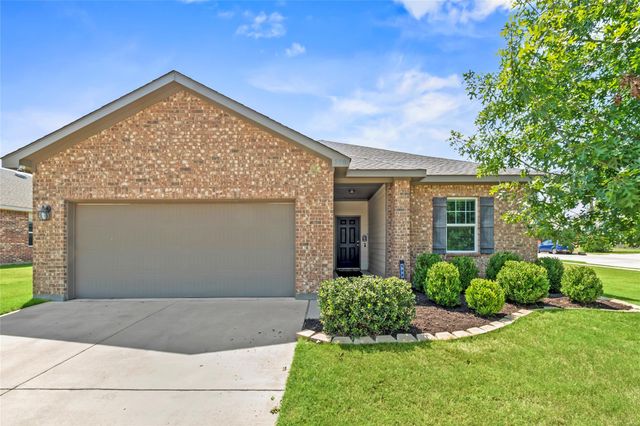 500 Swift Current Dr — Creekside