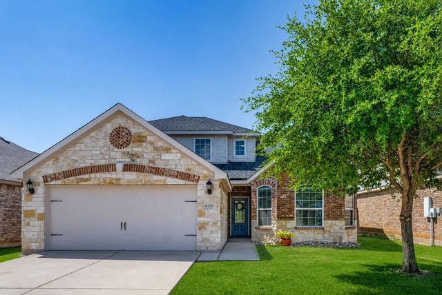 4225 Tower Ln — Bridges