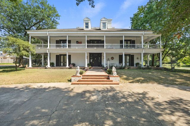 105 Long Branch Dr — The Trees Add