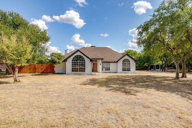 222 Hidden Acres Ln — Lake Hollow Estates