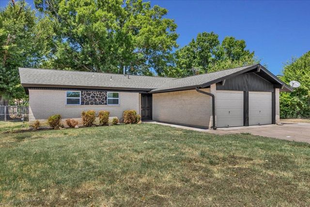 5205 Cloyce Ct — Holiday Heights Add