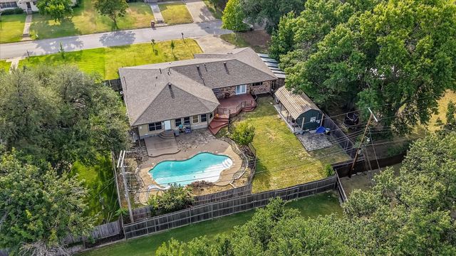 5605 New Haven St — Hilltop Add Sec # 5