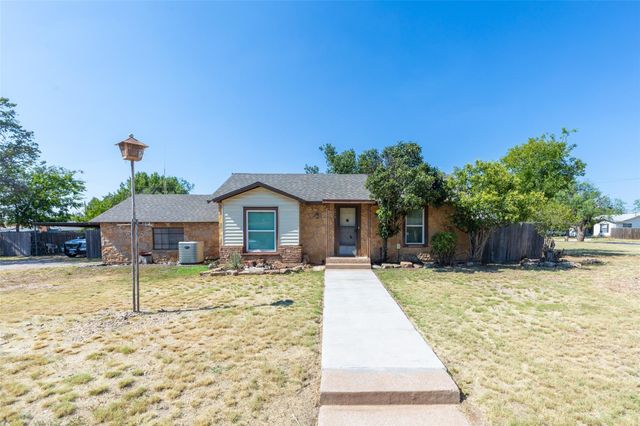 2610 S 25th St — St John & Mc Carty