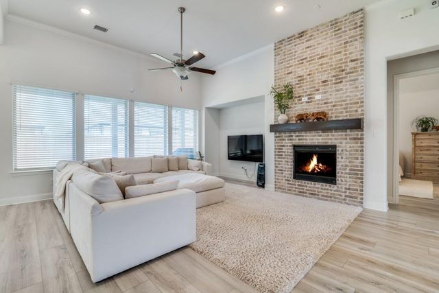 1721 Gem Dr — Gideon Grove Ph 2 Sub