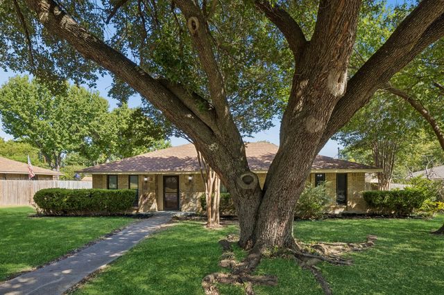 117 Wesley Dr — Brook Hollow Estates