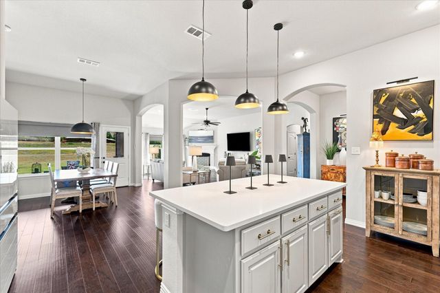 1020 Boulder Rd — Rocky Ridge