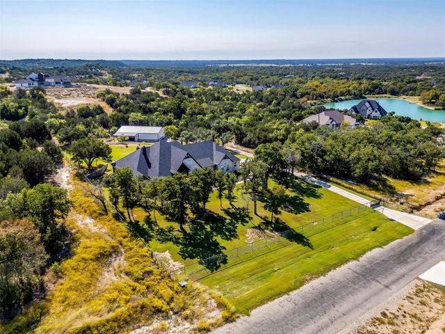 2161 Eagles Ridge Dr — Eagles Bluff Ph 4