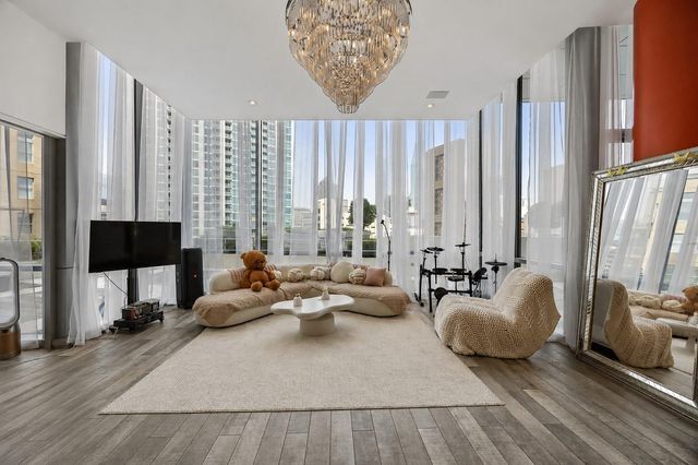 The House Condos