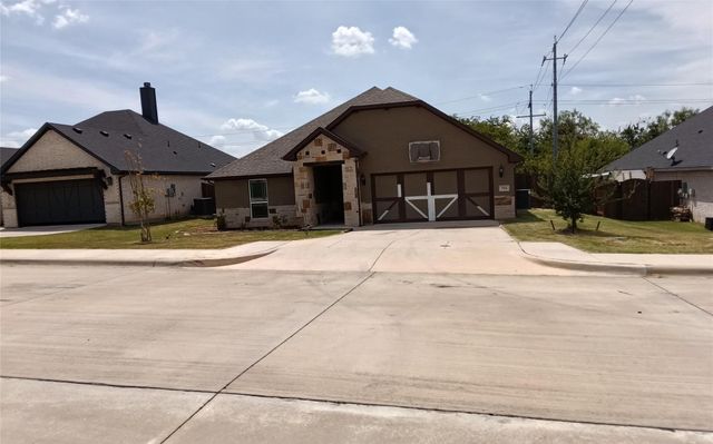 314 Pleasant View Dr — Pleasant Valley Ph III