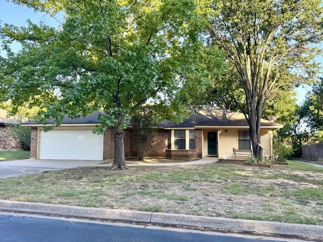 713 Owens Dr — Crowley Park South Add