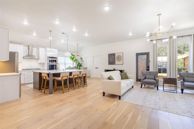 1330 Marwood