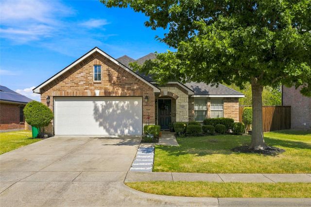 546 Laurel Ln — Spring Meadows Ph 1