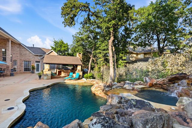 680 Chaparral Ct — Highland Shores Ph 7c East