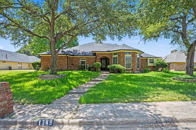 1349 Mantlebrook Dr — Meadowbrook Estates