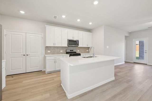 1621 Arches Rd — Parks at Foster Crossing