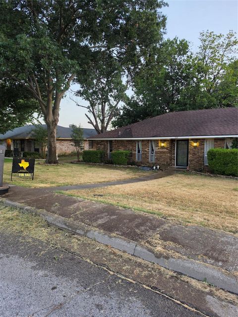 1033 Shadywood Ln — High Meadows 01
