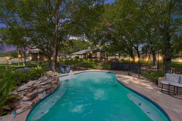 318 Ridge Creek Rd — Grande Casa Ranchitos #2