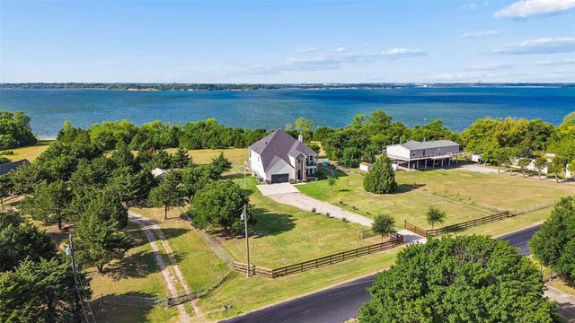8032 County Road 436 — Evans Clearlake Add