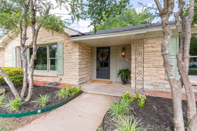 1349 SYLVAN Dr — Elmwood Add
