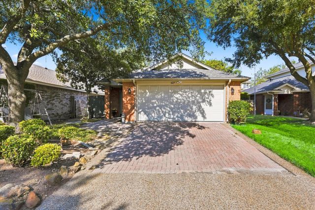 617 Renaissance Pl — Hillcrest 03